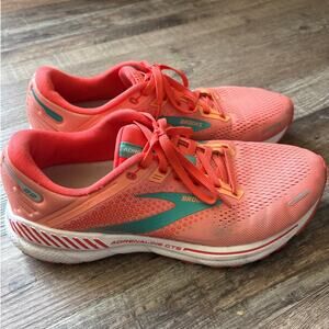 Brooks Womens Adrenaline Gts 22 Road Running Shoes Coral 1203531b680 Size 11 B